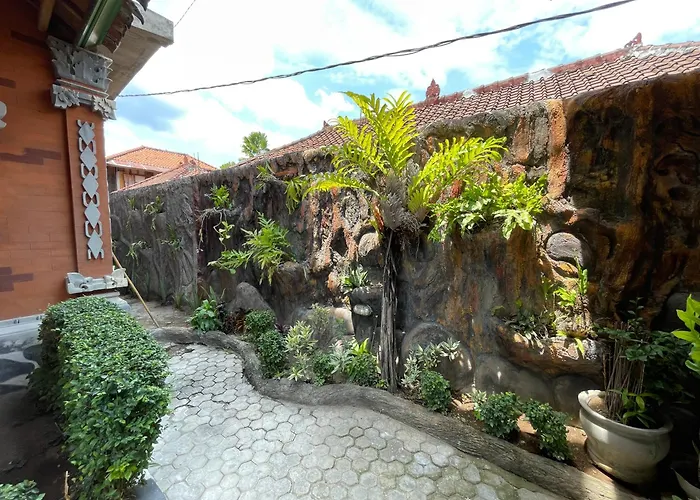 Kubu Elsa Bali * ロヴィーナ