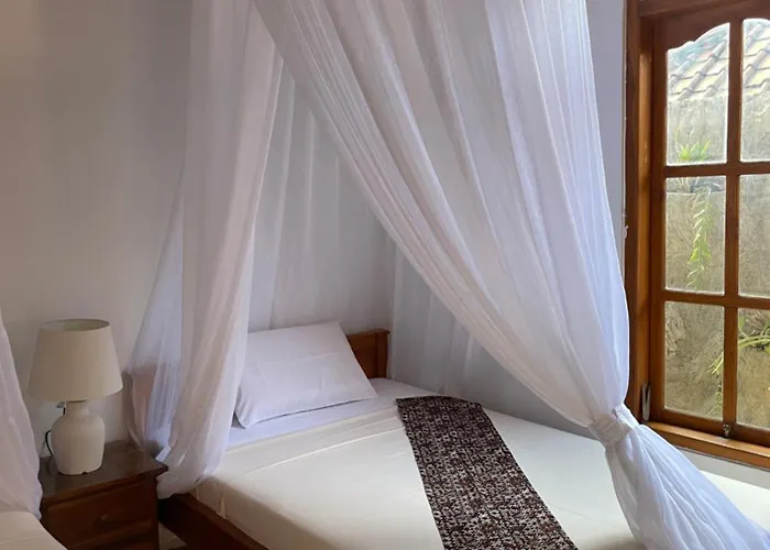 Kubu Elsa Bali ホテル ロヴィーナ